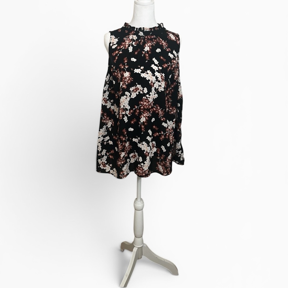 torrid Black Floral Mock Neck Swing Tank